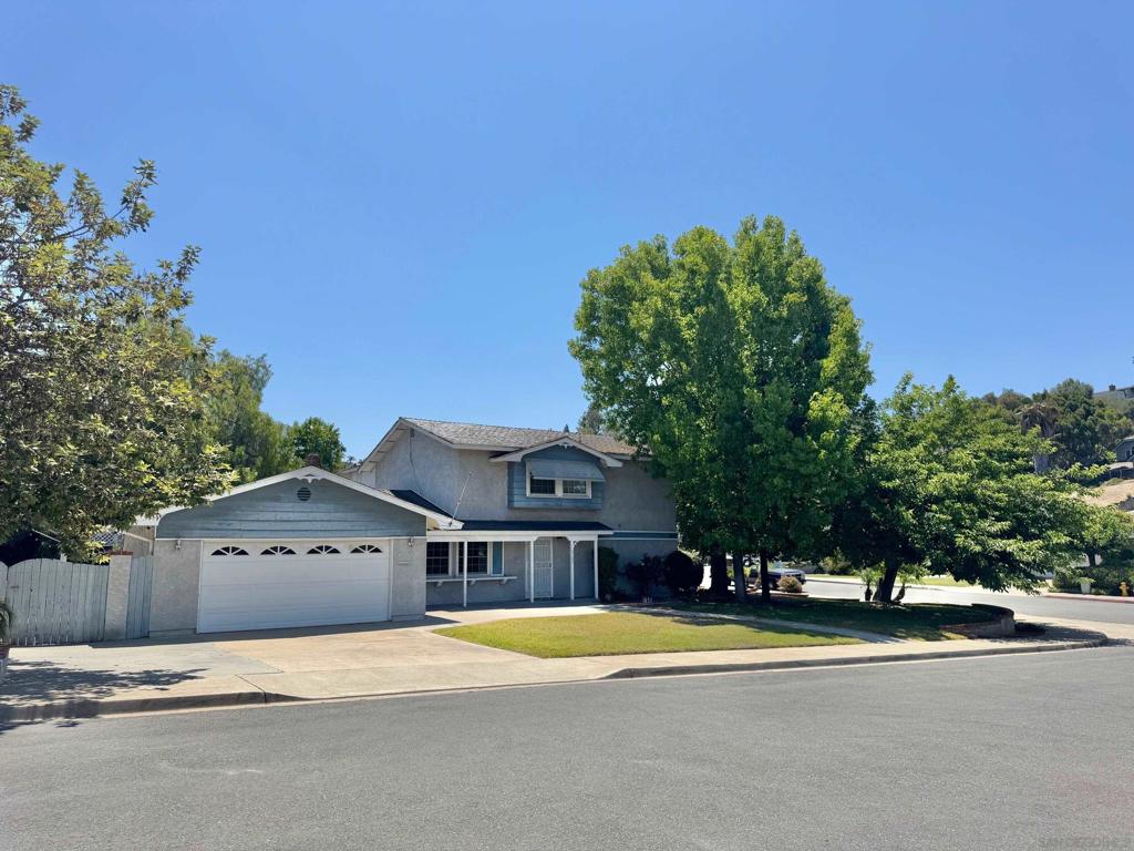 4703 Helix Glen Dr