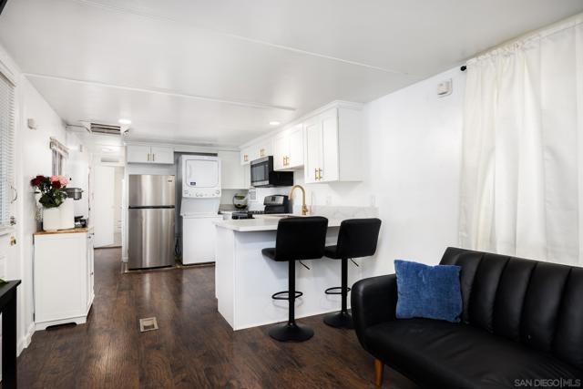 Drew Fenton | 351 E Bradley Ave El Cajon CA | MLS: 7259712