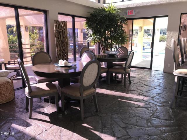 Detail Gallery Image 13 of 62 For 1943 San Tropez Cir, Oxnard,  CA 93035 - 2 Beds | 2 Baths