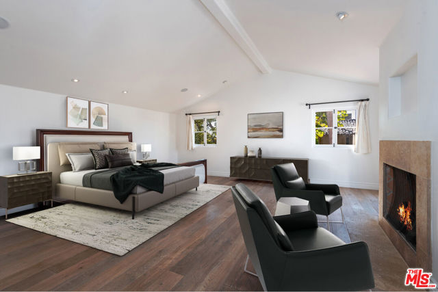Image 15 of 17 For 401 Las Palmas Avenue
