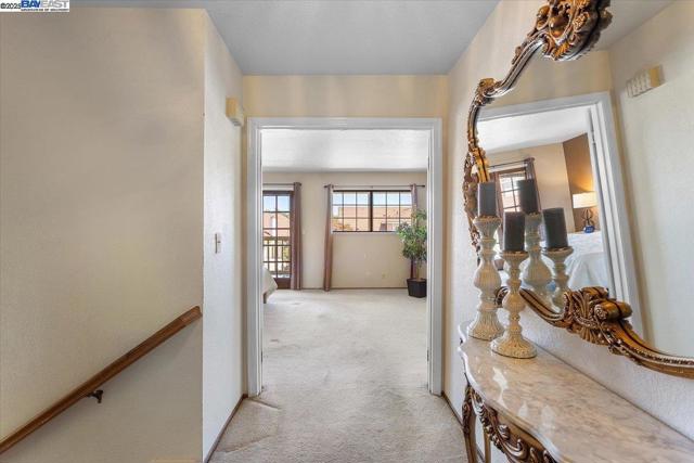 6444 Boone Dr, Castro Valley CA: https://media.crmls.org/mediaz/e3255554-1096-40d3-9f67-2fad2de6a550.jpg