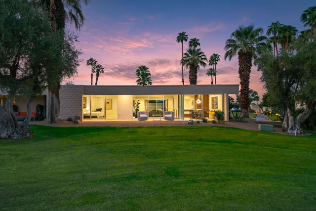 133 Desert Lakes Drive, Palm Springs, CA 92264