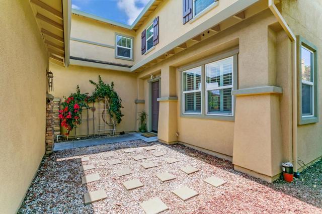 685 E Central Avenue, Morgan Hill CA: https://media.crmls.org/mediaz/e32666bd-0462-42a8-839d-d31d0012dcbe.jpg