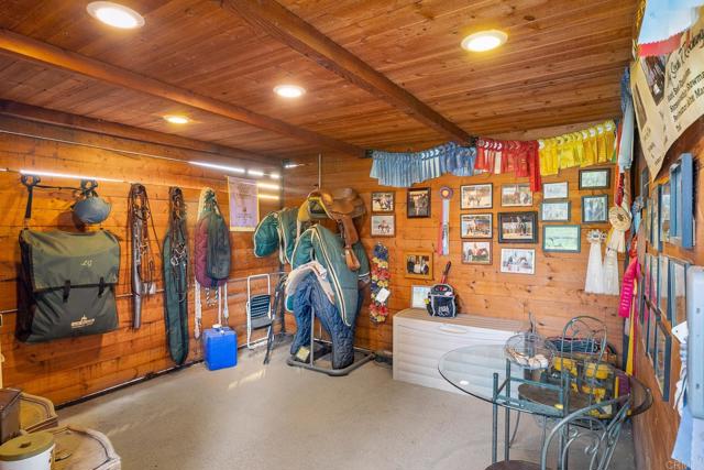 Detail Gallery Image 32 of 58 For 30837 Palomar Vista Dr, Valley Center,  CA 92082 - 4 Beds | 3 Baths