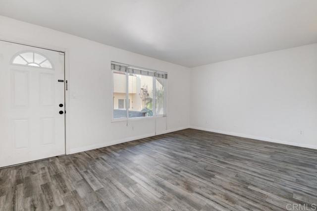 3780 Swift Avenue, San Diego CA: https://media.crmls.org/mediaz/e327956b-c15b-4550-bfb7-e501d39a89d6.jpg