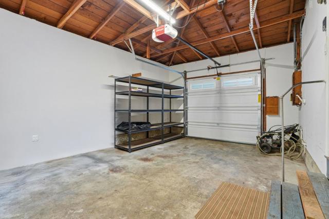 211 Berendos Avenue, Pacifica CA: https://media.crmls.org/mediaz/e3285ad4-9f43-40c0-8242-a8b6dd1592f7.jpg