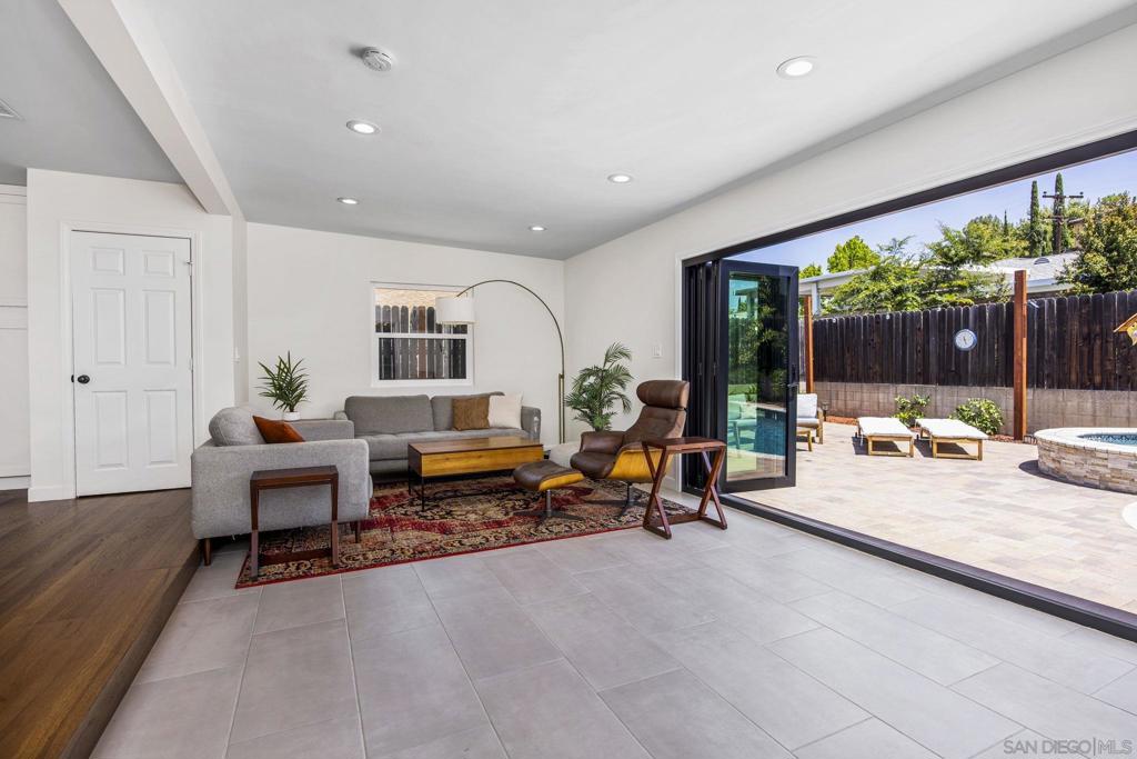 6875 Estrella Ave - photo 15