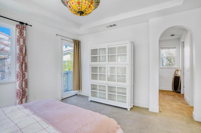 Image 11 of 38 For 109 Avellino Way