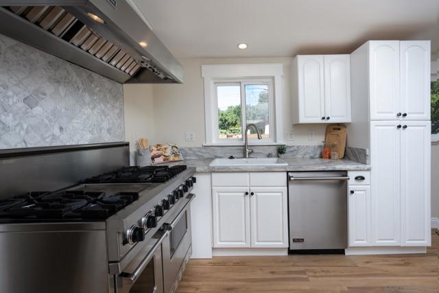 Image 50 of 75 For 12325 Lemoncrest Drive