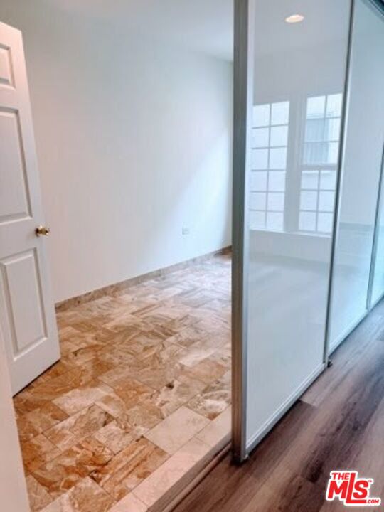 137 S Crescent Drive, Beverly Hills CA: https://media.crmls.org/mediaz/e32b3338-a1ec-4721-a971-31252c5fbe66.jpg