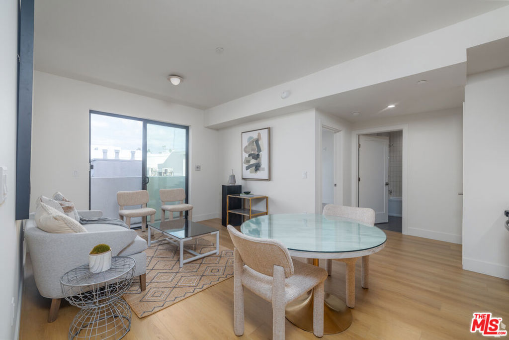 1822 Overland Avenue #402
