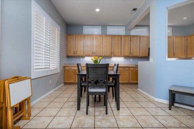 2165 Birdie Drive, Banning CA: https://media.crmls.org/mediaz/e32bca70-c59c-49f7-84cd-2906ae5dcbb1.jpg