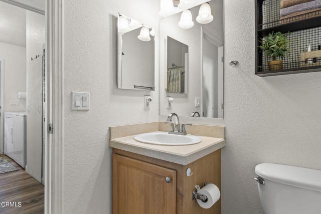 Detail Gallery Image 23 of 35 For 2583 Thunderbird Dr #111,  Thousand Oaks,  CA 91362 - 2 Beds | 2 Baths