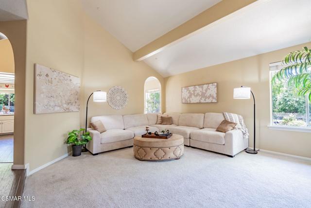 6564 La Cumbre Road, Somis CA: https://media.crmls.org/mediaz/e32cd0bf-fdde-4ec9-8609-42050e2cec1a.jpg