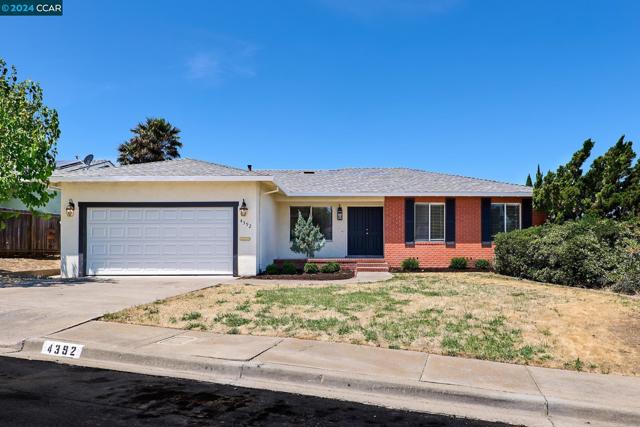 4392 Hillview Dr, Pittsburg, California 94565, 3 Bedrooms Bedrooms, ,2 BathroomsBathrooms,Single Family Residence,For Sale,Hillview Dr,41063752