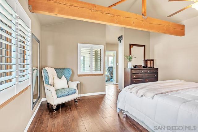 5141 Dorman Dr, San Diego CA: https://media.crmls.org/mediaz/e32d7cdf-09a4-4d77-b9e3-6a2ee86583ff.jpg