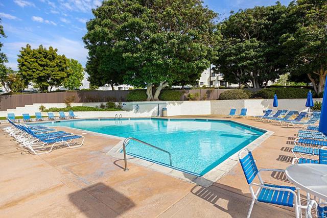 Detail Gallery Image 25 of 32 For 2284 Caminito Pajarito #147,  San Diego,  CA 92107 - 2 Beds | 1/1 Baths
