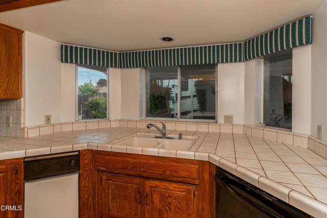 Detail Gallery Image 14 of 35 For 7608 Darrin Ave, Bakersfield,  CA 93308 - 3 Beds | 2 Baths