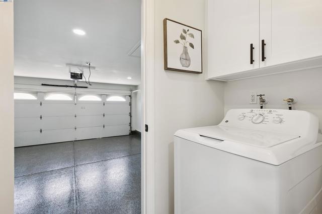 45548 Cherokee Ln, Fremont CA: https://media.crmls.org/mediaz/e32f8664-0ddf-4585-98bc-c0a26e27b8ad.jpg