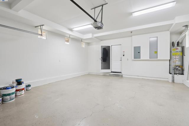 3364 Chartwell St, San Ramon CA: https://media.crmls.org/mediaz/e3302eb9-6682-4507-8b1e-85212f6ee85b.jpg