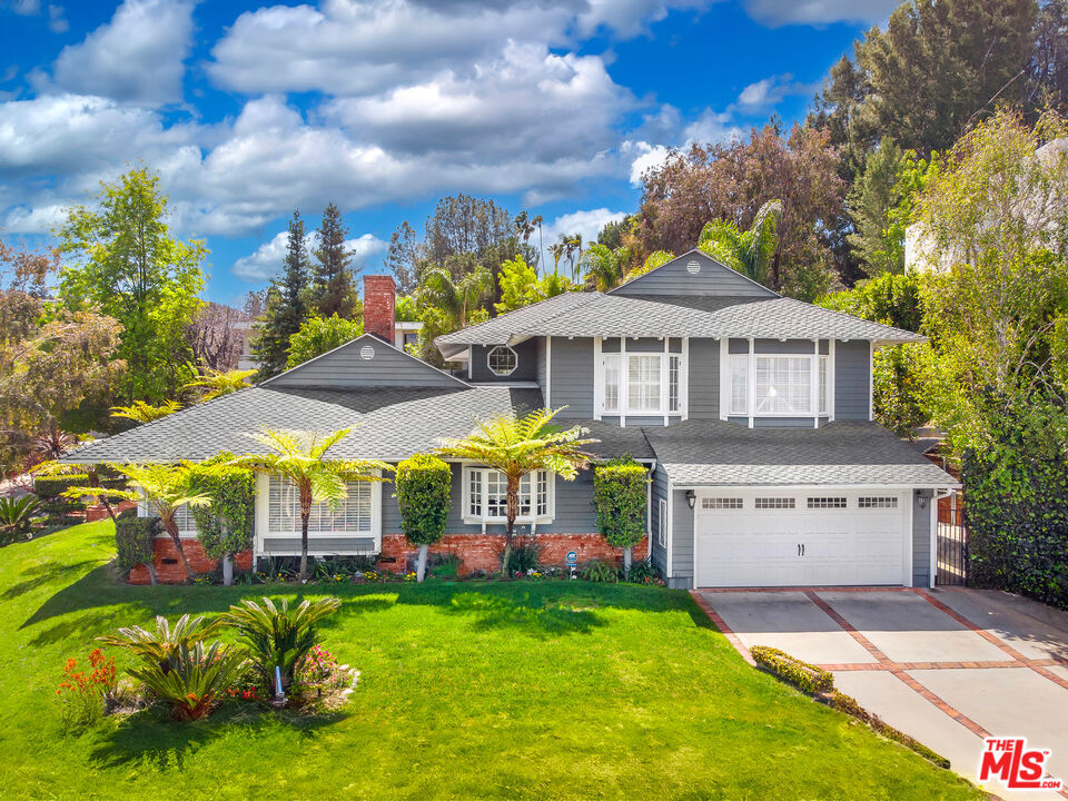 3690 Crownridge Drive