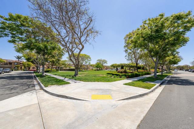 Detail Gallery Image 44 of 51 For 1686 Pember Ave, Chula Vista,  CA 91913 - 4 Beds | 3/1 Baths