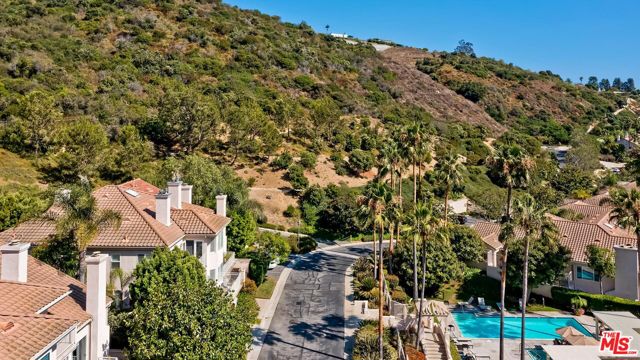 Drew Fenton | 746 Palisades Drive Pacific Palisades CA | MLS: 6794665