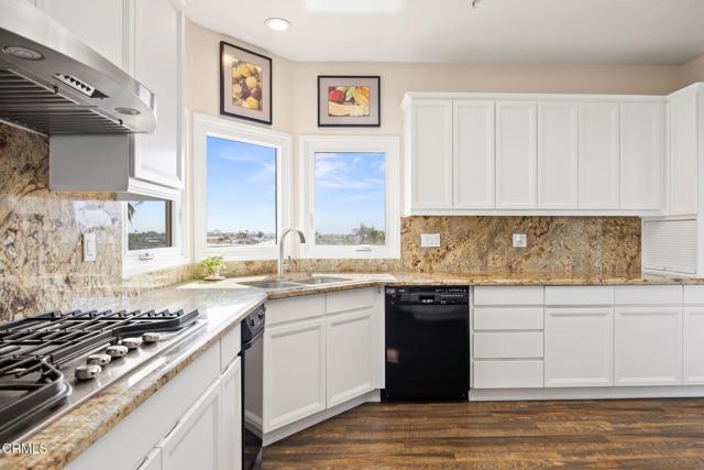 Detail Gallery Image 27 of 75 For 4252 Harbour Island Ln, Oxnard,  CA 93035 - 2 Beds | 2/1 Baths