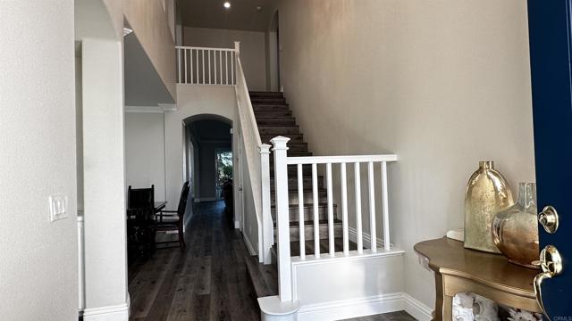Detail Gallery Image 8 of 45 For 394 Plaza Toluca, Chula Vista,  CA 91914 - 5 Beds | 3/1 Baths