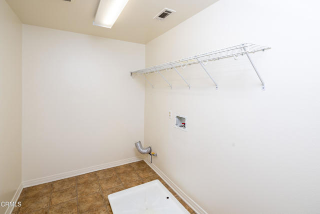 Detail Gallery Image 10 of 19 For 510 Flathead River St, Oxnard,  CA 93030 - 2 Beds | 2/1 Baths