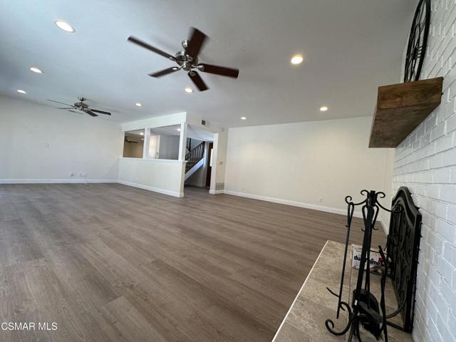3045 Galena Avenue, Simi Valley CA: https://media.crmls.org/mediaz/e3345c26-76ef-4964-9e79-ac1b6964d449.jpg