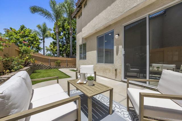 4087 Ivey Vista, Oceanside CA: https://media.crmls.org/mediaz/e3359a9f-35a8-4b25-a755-def39a262729.jpg
