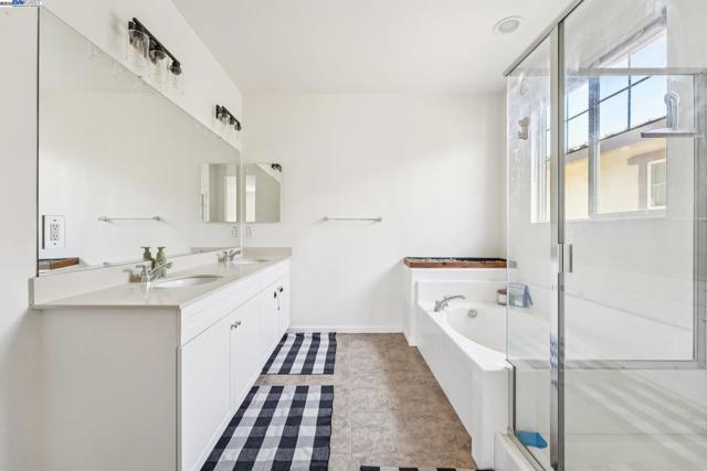 4778 Hawkins St, Antioch CA: https://media.crmls.org/mediaz/e3366b24-de40-4f80-9686-bdbecd64a69d.jpg