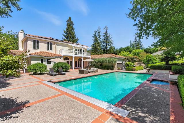 14210 Berry Hill Court, Los Altos Hills CA: https://media.crmls.org/mediaz/e3369a7a-1f83-4cac-a59d-1b0ac2d0652b.jpg