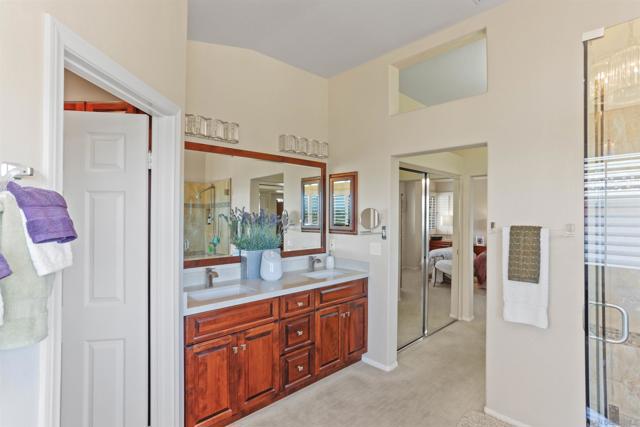 11464 Alborada, San Diego CA: https://media.crmls.org/mediaz/e336ba9f-1a4f-4f0e-97ec-0d42f456d645.jpg