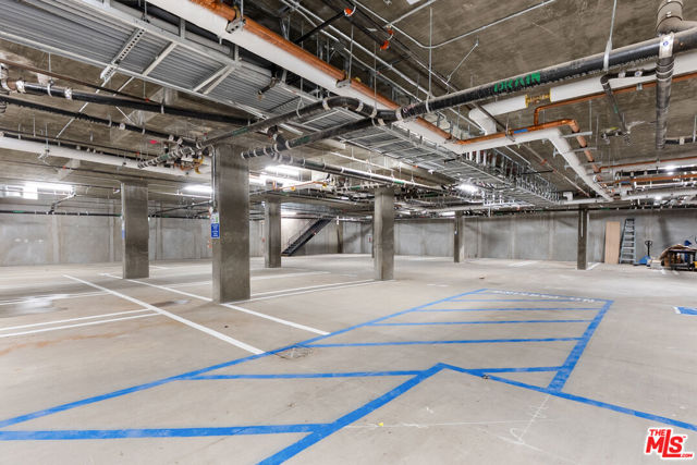 1124 S Normandie Avenue, Los Angeles CA: https://media.crmls.org/mediaz/e336f9f4-10ea-4ff8-8b08-334408340f1f.jpg