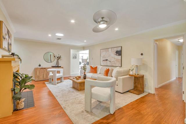 580 N Bayview Avenue, Sunnyvale CA: https://media.crmls.org/mediaz/e3377302-40a9-43a9-bd98-c0744e05a52e.jpg