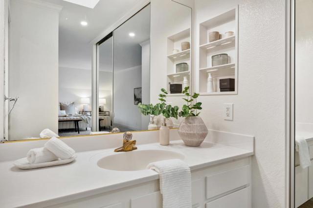 445 Roberts Road, Pacifica CA: https://media.crmls.org/mediaz/e33792d5-2b6b-45ab-9737-561e041d09f0.jpg