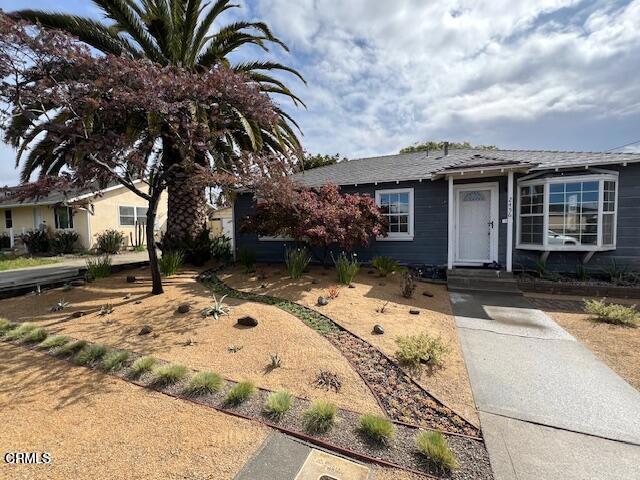 2456 Katherine Avenue, Ventura CA: https://media.crmls.org/mediaz/e3381f7c-7fee-472f-bb5d-f61f4b6af5bd.jpg