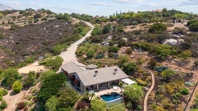 5102 Espinoza Road, El Cajon CA: https://media.crmls.org/mediaz/e33883c8-45b8-43b1-a6c5-a86cad1929b8.jpg