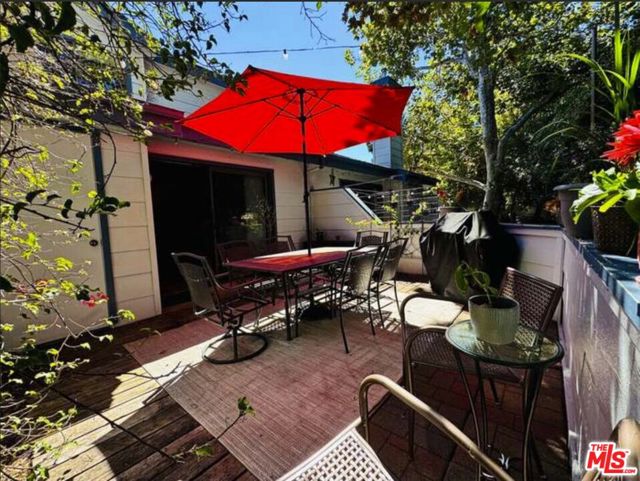 2220 Exposition Drive, San Luis Obispo CA: https://media.crmls.org/mediaz/e3392052-8756-464c-a12a-73c8e4f3fbdc.jpg