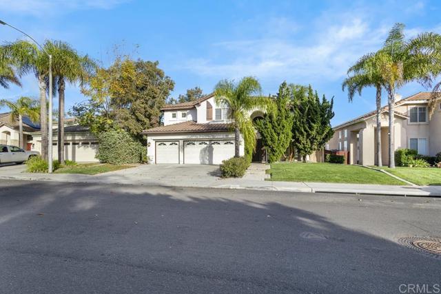 Detail Gallery Image 8 of 66 For 2381 Green River Dr, Chula Vista,  CA 91915 - 5 Beds | 3/1 Baths