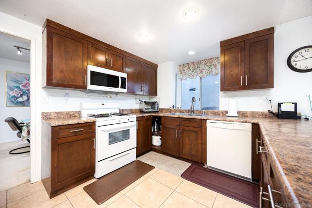 7837 Goode St, San Diego CA: https://media.crmls.org/mediaz/e33a5afb-16b8-4ae4-93ab-120a2612b263.jpg
