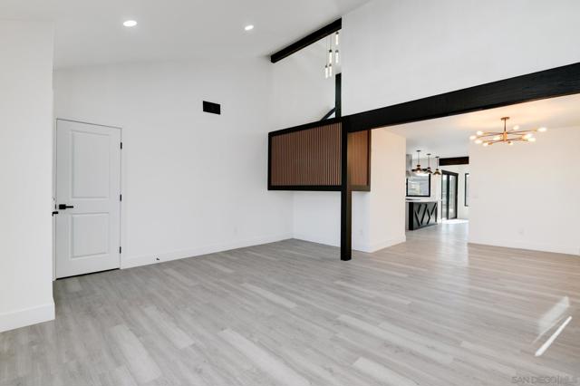 6035 Harps Ct, San Diego CA: https://media.crmls.org/mediaz/e33a7a66-637f-4d36-9fb7-d0cc748c620b.jpg