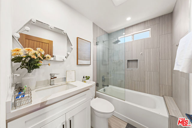 2927 Park Center Drive photo 41