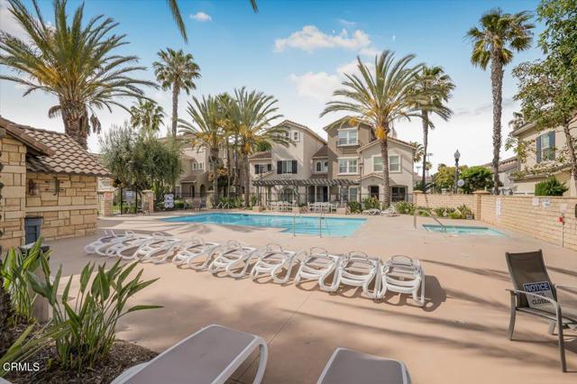 3347 Rockhampton Drive, Camarillo CA: https://media.crmls.org/mediaz/e33aedc7-8c7d-4d4e-8f61-f99a4ff6dfa7.jpg