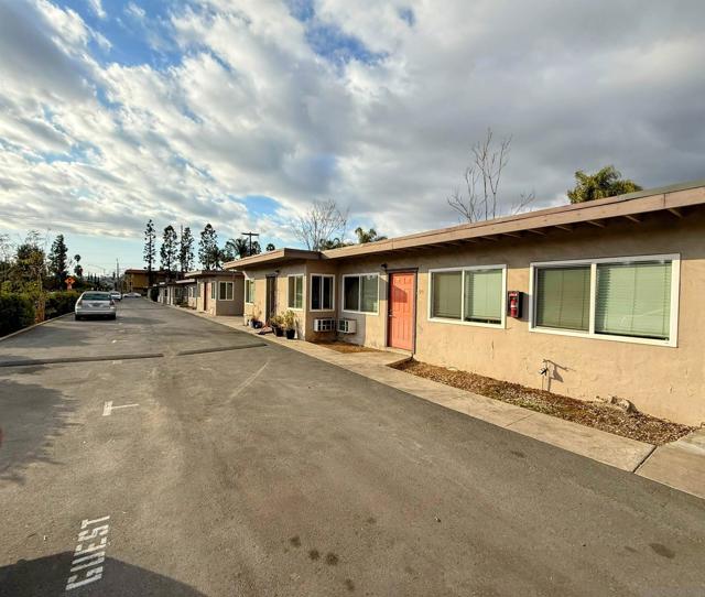 275 Mollison Ave, El Cajon, California 92020, ,Commercial Sale,For Sale,Mollison Ave,250018889SD