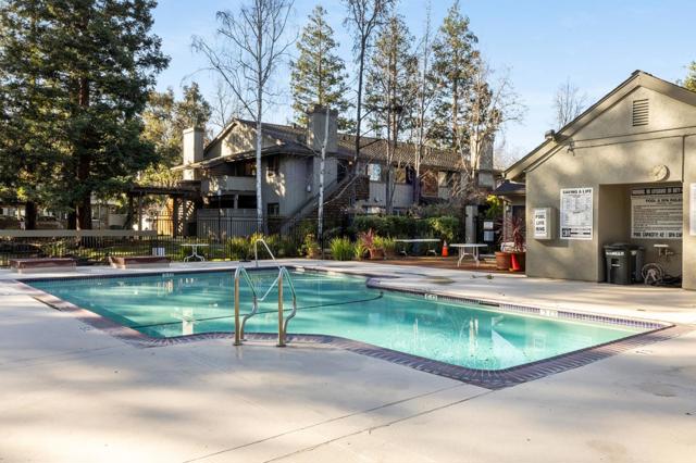 1120 La Terrace Circle, San Jose CA: https://media.crmls.org/mediaz/e33ba023-5362-4e76-bcb7-1de0bbf84886.jpg