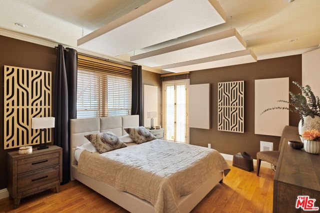 1620 N Genesee Avenue, Los Angeles CA: https://media.crmls.org/mediaz/e33baadf-b3ea-4f7a-be73-40ae87a4da30.jpg