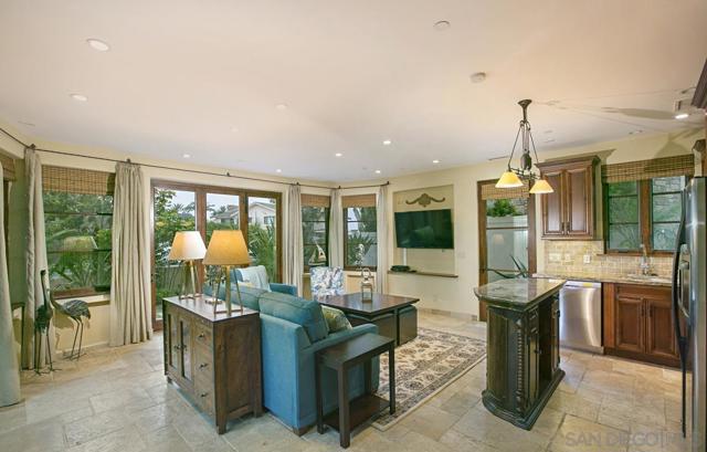 1150 Pine St, Coronado CA: https://media.crmls.org/mediaz/e33c183c-498f-4104-8b9f-db7e502ed458.jpg